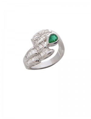 0.26ct Emerald 18K Gold Diamond Ring