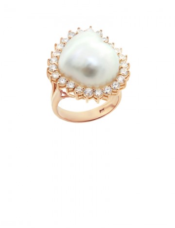 18mm Baroque Pearl in 18K Gold Ring